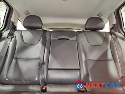 Zdjęcie 10 z 13 samochodu: 2015 VOLVO V60 PREMIER VIN:YV1612SK2F1228581 - miniatura