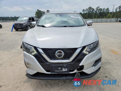 Piąte zdjęcie samochodu w środku: 2020 NISSAN ROGUE SPORT SV VIN:JN1BJ1CW5LW373485 - miniatura
