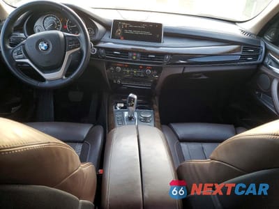 Zdjęcie 8 z 13 samochodu: 2015 BMW X5 XDRIVE35I VIN:5UXKR0C59F0P14061 - miniatura