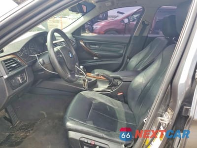 Zdjęcie 7 z 12 samochodu: 2013 BMW 328 I VIN:WBA3A5G57DNP21155 - miniatura