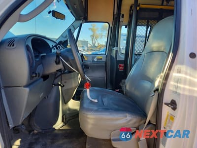 Zdjęcie 7 z 13 samochodu: 2008 FORD ECONOLINE E350 SUPER DUTY VAN VIN:1FT2S34L48DA96082 - miniatura