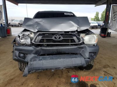 Piąte zdjęcie samochodu w środku: 2015 TOYOTA TACOMA PRERUNNER VIN:5TFJX4GN0FX049367 - miniatura