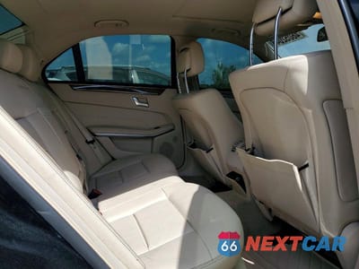 Zdjęcie 10 z 12 samochodu: 2014 MERCEDES-BENZ E 350 VIN:WDDHF5KB0EA885238 - miniatura