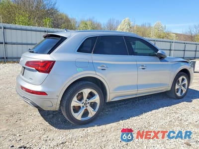 Trzecie zdjęcie samochodu z tyłu: 2021 AUDI Q5 PRESTIGE VIN:WA1CAAFY8M2057970 - miniatura