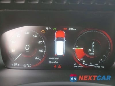Zdjęcie 9 z 13 samochodu: 2017 VOLVO XC90 T8 VIN:YV4BC0PMXH1181443 - miniatura