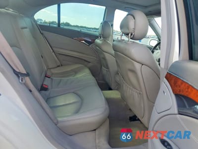 Zdjęcie 10 z 12 samochodu: 2005 MERCEDES-BENZ E 320 CDI VIN:WDBUF26J25A679474 - miniatura