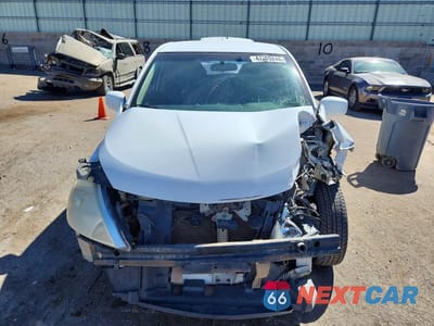 Piąte zdjęcie samochodu w środku: 2007 NISSAN VERSA 1.8 S VIN:3N1BC13E27L385378 - miniatura