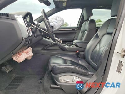 Zdjęcie 7 z 11 samochodu: 2014 PORSCHE CAYENNE VIN:WP1AA2A23ELA00575 - miniatura