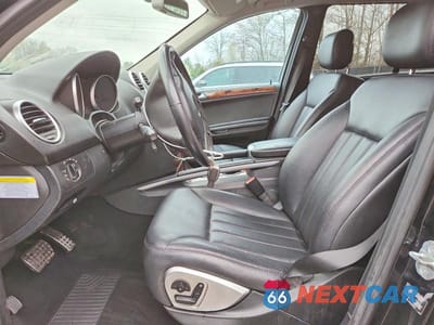 Zdjęcie 7 z 13 samochodu: 2008 MERCEDES-BENZ ML 550 VIN:4JGBB72E38A403444 - miniatura