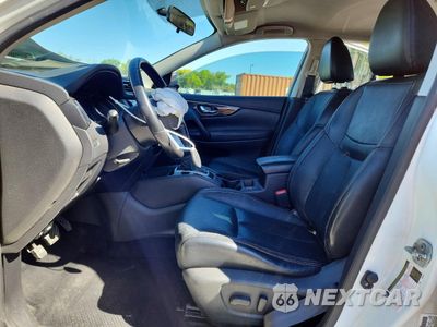Zdjęcie 7 z 15 samochodu: 2017 NISSAN ROGUE SPORT SL VIN:JN1BJ1CP1HW018927 - miniatura