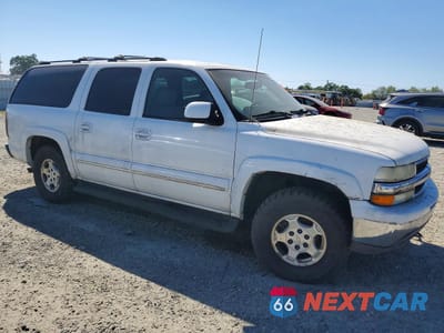 Czwarte zdjęcie samochodu z boku: 2001 CHEVROLET SUBURBAN K1500 VIN:1GNFK16T01J228935 - miniatura