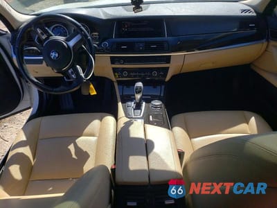 Zdjęcie 8 z 13 samochodu: 2016 BMW 535 I VIN:WBA5B1C52GG132060 - miniatura