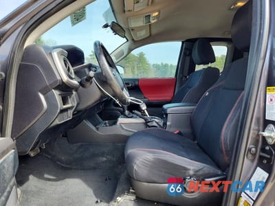 Zdjęcie 7 z 12 samochodu: 2016 TOYOTA TACOMA SR5 VIN:5TFSX5EN4GX044607 - miniatura