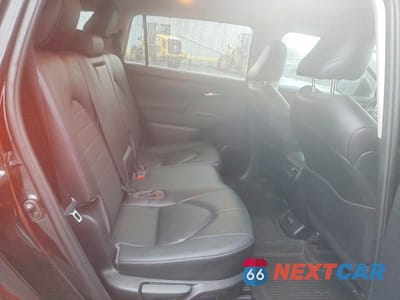 Zdjęcie 10 z 11 samochodu: 2023 TOYOTA HIGHLANDER XLE VIN:5TDKDRBH3PS508720 - miniatura