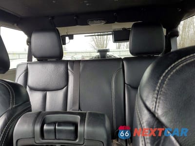 Zdjęcie 10 z 13 samochodu: 2013 JEEP WRANGLER UNLIMITED SAHARA VIN:1C4BJWEG8DL695038 - miniatura