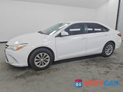 2017 TOYOTA CAMRY LE 4T1BF1FK7HU436432 - główne zdjęcie licytacji z USA - miniatura