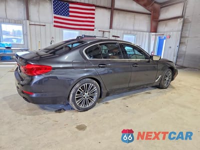 Trzecie zdjęcie samochodu z tyłu: 2019 BMW 540 XI VIN:WBAJE7C59KWD55397 - miniatura