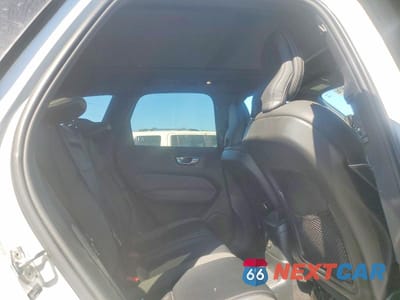 Zdjęcie 11 z 12 samochodu: 2022 VOLVO XC60 T8 RECHARGE R-DESIGN VIN:YV4BR0DM2N1904748 - miniatura