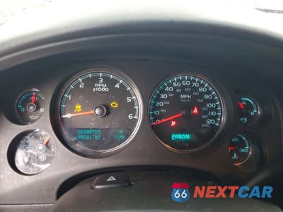 Zdjęcie 9 z 13 samochodu: 2013 GMC YUKON XL DENALI VIN:1GKS2MEF8DR182219 - miniatura