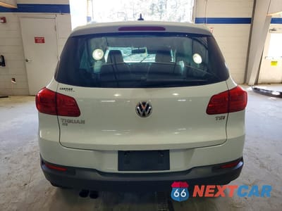 Zdjęcie 6 z 12 samochodu: 2016 VOLKSWAGEN TIGUAN S VIN:WVGAV7AX0GW596451 - miniatura