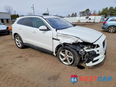 Czwarte zdjęcie samochodu z boku: 2019 JAGUAR F-PACE PREMIUM VIN:SADCJ2FX3KA610261 - miniatura