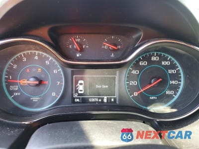 Zdjęcie 9 z 13 samochodu: 2018 CHEVROLET CRUZE LT VIN:1G1BE5SM9J7192253 - miniatura