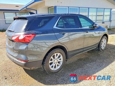 Trzecie zdjęcie samochodu z tyłu: 2019 CHEVROLET EQUINOX LT VIN:2GNAXUEVXK6121924 - miniatura