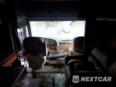 Piąte zdjęcie samochodu w środku: 2012 FORD F53 VIN:1F66F5DY0C0A05017 - miniatura