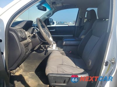 Zdjęcie 7 z 11 samochodu: 2016 TOYOTA TUNDRA SR5 VIN:5TFDW5F11GX560530 - miniatura