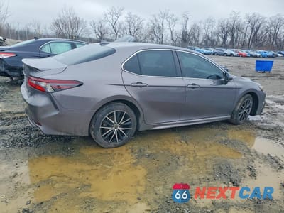 Trzecie zdjęcie samochodu z tyłu: 2022 TOYOTA CAMRY SE VIN:4T1G11AK9NU636574 - miniatura