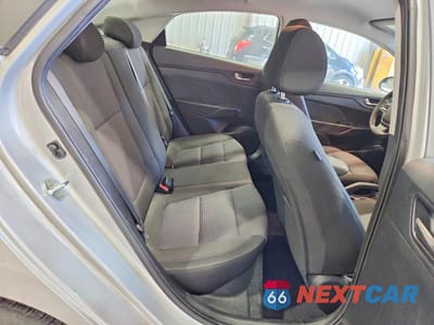 Zdjęcie 10 z 11 samochodu: 2022 HYUNDAI ACCENT SEL VIN:3KPC24A69NE189828 - miniatura