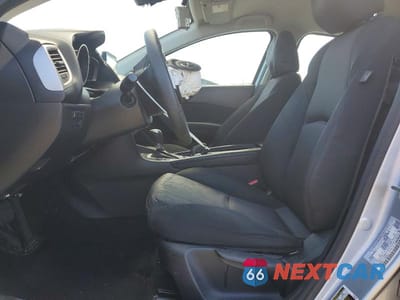 Zdjęcie 7 z 12 samochodu: 2018 MAZDA 3 SPORT VIN:3MZBN1K77JM208818 - miniatura