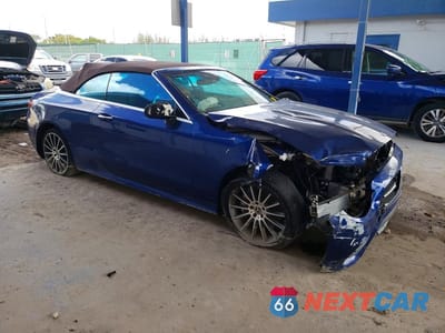 Czwarte zdjęcie samochodu z boku: 2021 MERCEDES-BENZ E 450 VIN:W1K1K5JB3MF164606 - miniatura