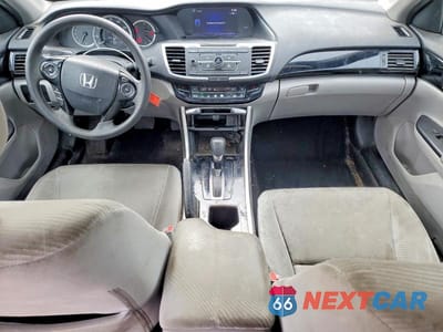 Zdjęcie 8 z 11 samochodu: 2017 HONDA ACCORD LX VIN:1HGCR2F3XHA209544 - miniatura