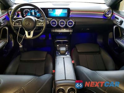 Zdjęcie 8 z 12 samochodu: 2021 MERCEDES-BENZ A 220 4MATIC VIN:W1K3G4FB6MJ305033 - miniatura