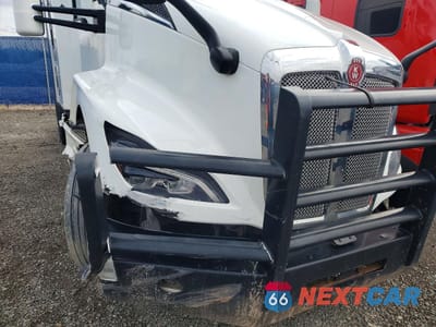 Zdjęcie 9 z 10 samochodu: 2023 KENWORTH CONSTRUCTION T680 VIN:1XKYD49X9PJ952115 - miniatura