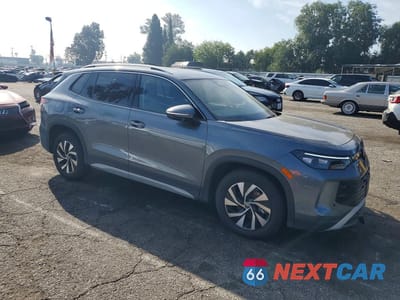 Czwarte zdjęcie samochodu z boku: 2026 VOLKSWAGEN TIGUAN S VIN:3VVCR7RMXTM044379 - miniatura