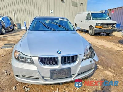 Piąte zdjęcie samochodu w środku: 2008 BMW 328 XI VIN:WBAVC93588K036458 - miniatura