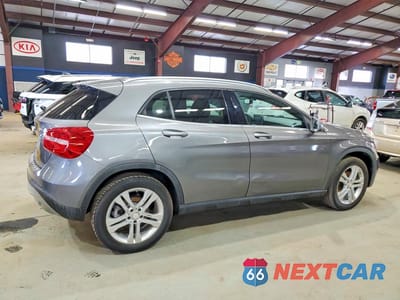 Trzecie zdjęcie samochodu z tyłu: 2015 MERCEDES-BENZ GLA 250 4MATIC VIN:WDCTG4GB2FJ090949 - miniatura