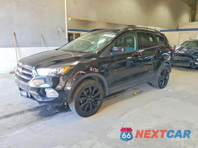 2019 FORD ESCAPE SE 1FMCU9GD0KUA16186 - główne zdjęcie licytacji z USA - miniatura