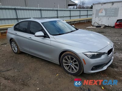 Czwarte zdjęcie samochodu z boku: 2016 BMW 320 XI VIN:WBA8E5G5XGNT41077 - miniatura