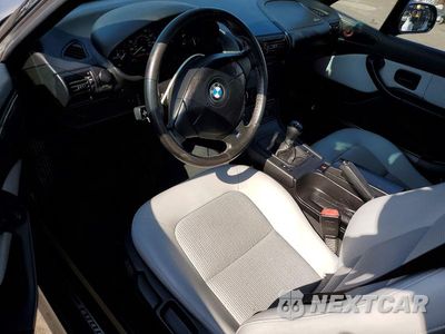 Zdjęcie 8 z 11 samochodu: 1999 BMW Z3 2.3 VIN:4USCH9332XLF81796 - miniatura