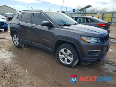 Czwarte zdjęcie samochodu z boku: 2018 JEEP COMPASS LATITUDE VIN:3C4NJDBB3JT134952 - miniatura