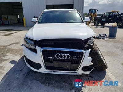Piąte zdjęcie samochodu w środku: 2010 AUDI Q5 PRESTIGE VIN:WA1VKAFP6AA106212 - miniatura