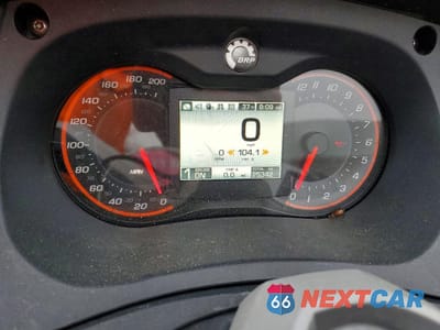 Zdjęcie 7 z 10 samochodu: 2012 CAN-AM SPYDER ROADSTER RT-LTD VIN:2BXJBDC18CV001456 - miniatura