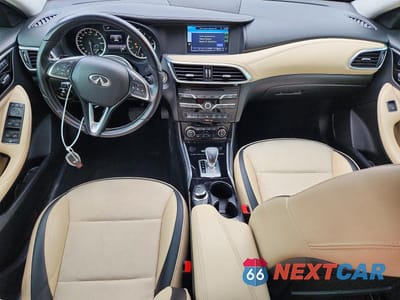 Zdjęcie 8 z 13 samochodu: 2019 INFINITI QX30 LUXE VIN:SJKCH5CP6KA010991 - miniatura