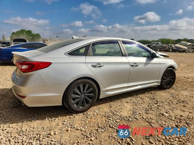 Trzecie zdjęcie samochodu z tyłu: 2017 HYUNDAI SONATA SPORT VIN:5NPE34AF3HH497292 - miniatura