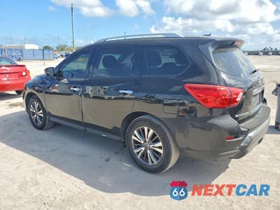 Drugie zdjęcie samochodu z przodu: 2018 NISSAN PATHFINDER SV VIN:5N1DR2MN9JC623671 - miniatura