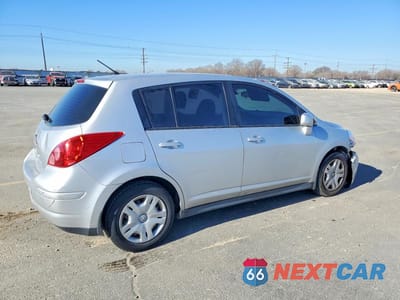 Trzecie zdjęcie samochodu z tyłu: 2011 NISSAN VERSA 1.8 S VIN:3N1BC1CP3BL369362 - miniatura