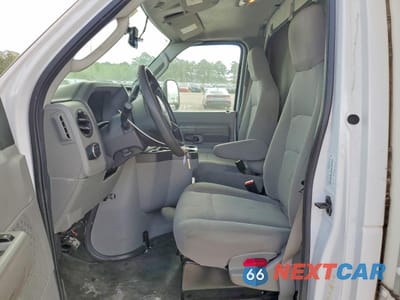 Zdjęcie 7 z 15 samochodu: 2022 FORD ECONOLINE E450 SUPER DUTY CUTAWAY VAN VIN:1FDXE4FNXNDC25144 - miniatura